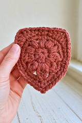 Crochet Motif Held thumbnail