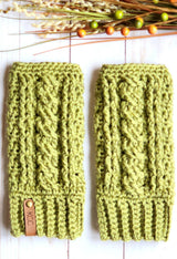Karen Cable Mitts (Crochet) thumbnail