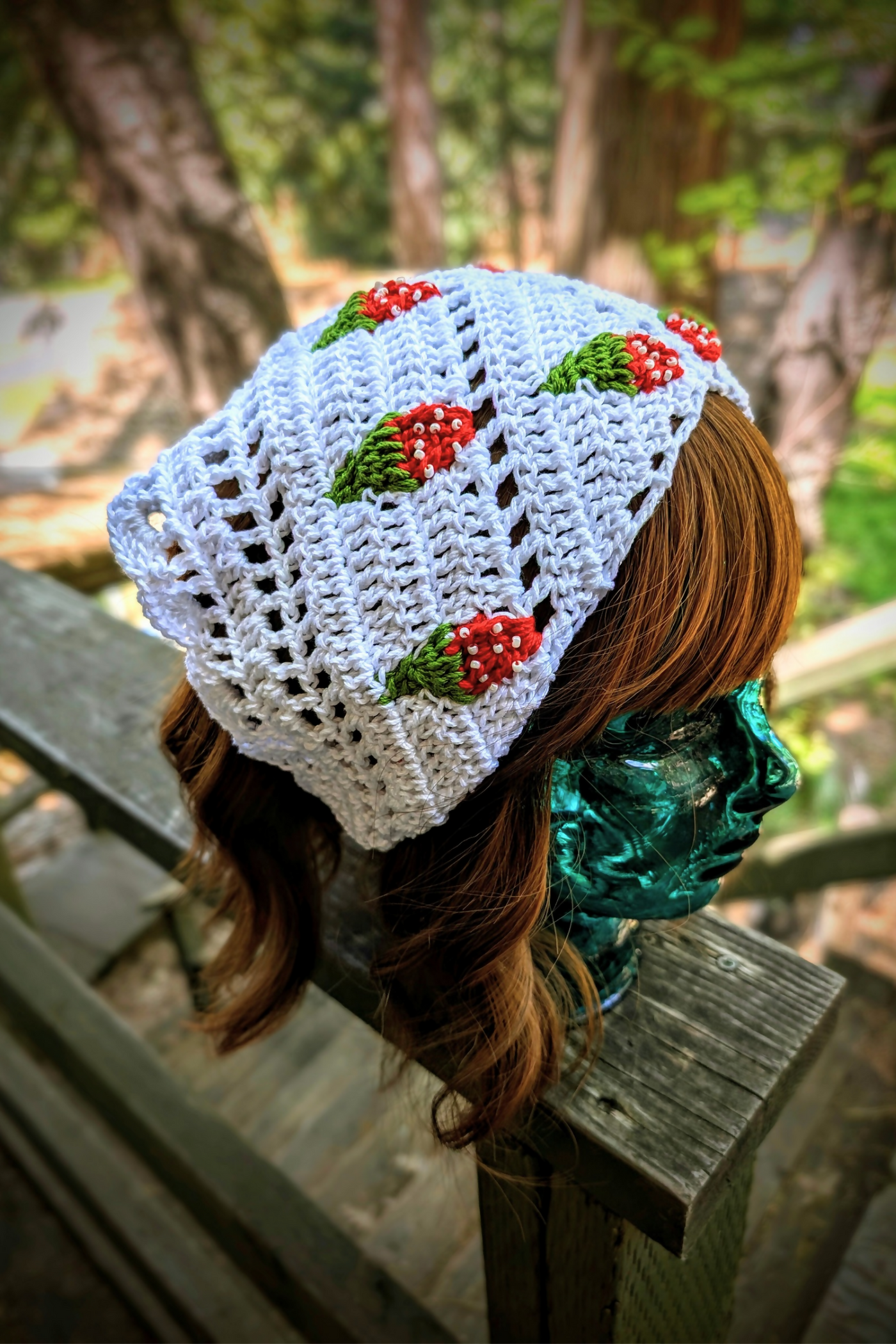 Strawberry Kerchief (Crochet) – Lion Brand Yarn