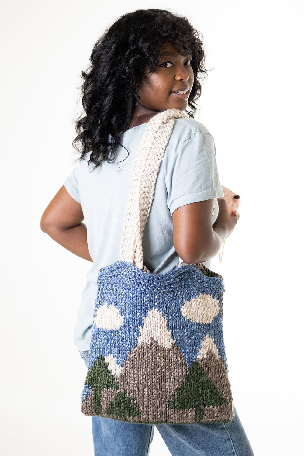 Mountain Scene Bag (Knit) - Main Image