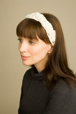 Lignt n lacy Braided Headband Pattern (Crochet)