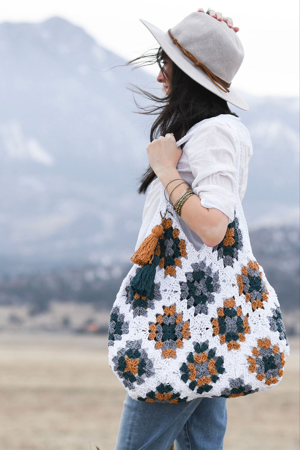 Crochet Kit Magnolia Tote Bag – Lion Brand Yarn