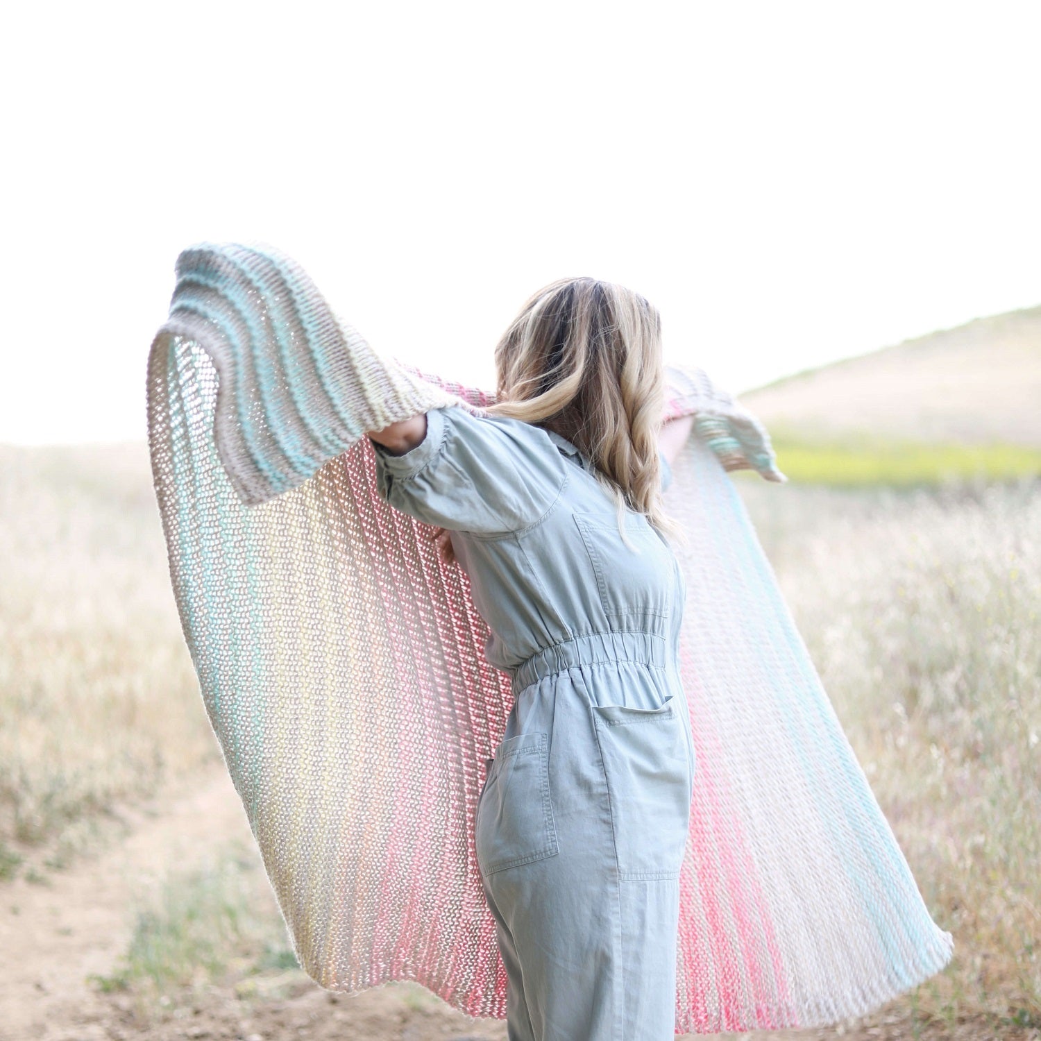 Knit Kit - Rainbow Flow Throw – Lion Brand Yarn