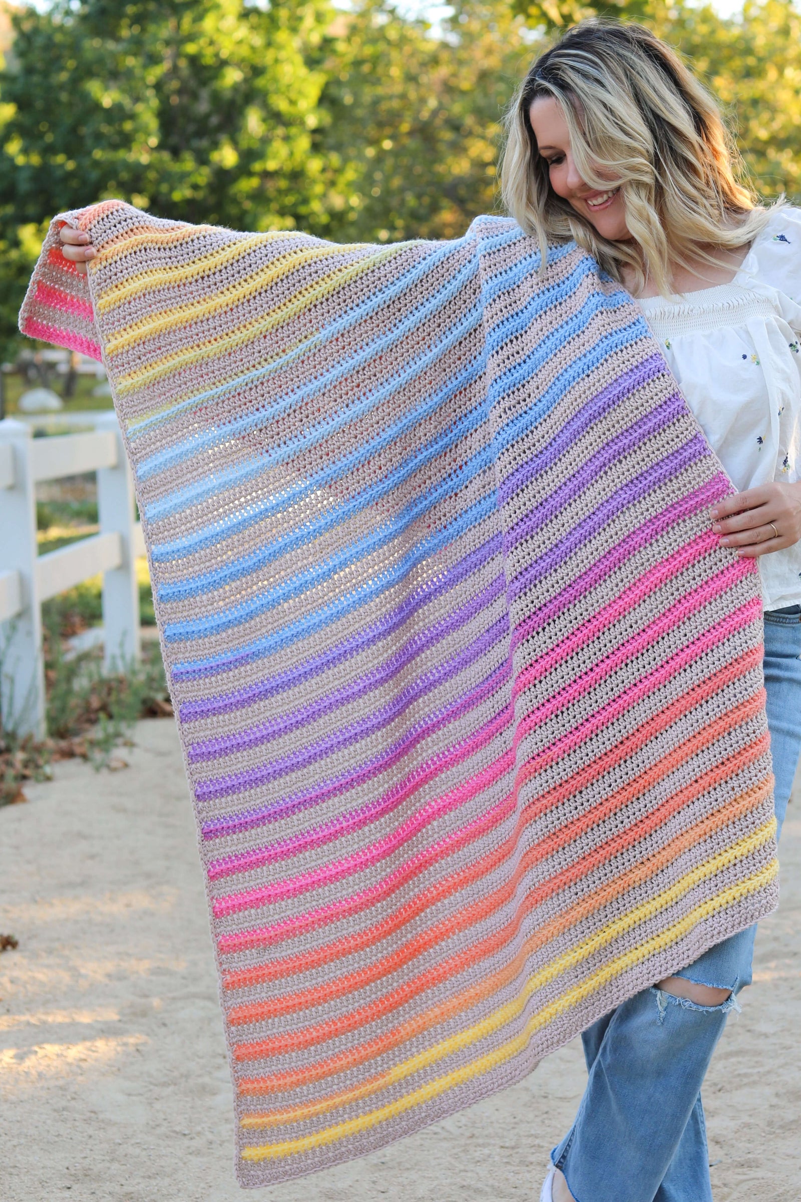 Crochet Kit - Sunset Flow Throw – Lion Brand Yarn