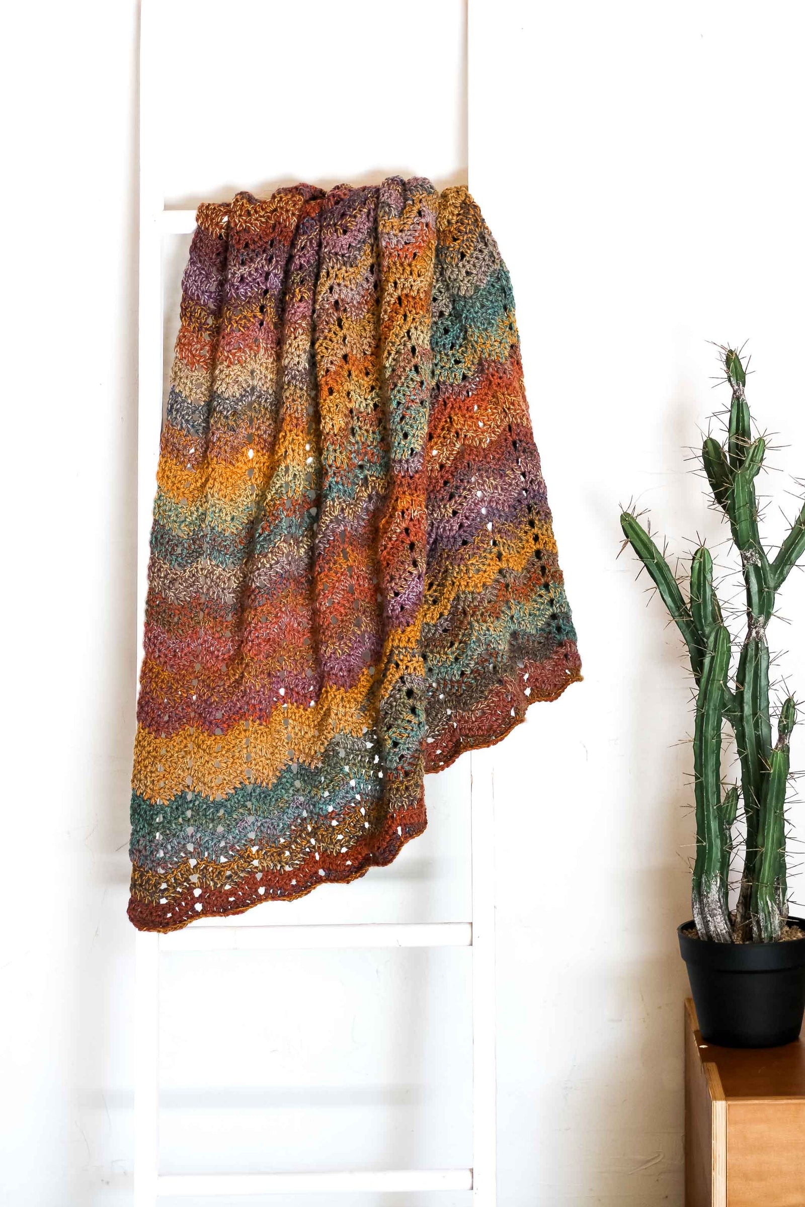 Crochet Kit - Mesa Ripple Blanket – Lion Brand Yarn
