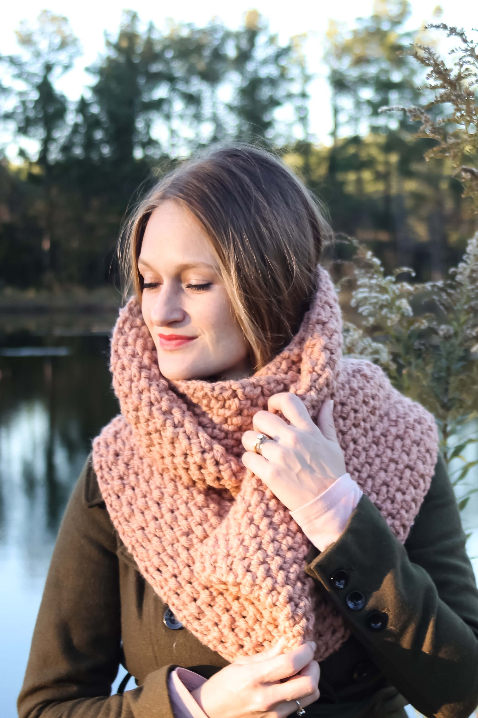 Crochet Kit - Chunky Infinity Cowl – Lion Brand Yarn