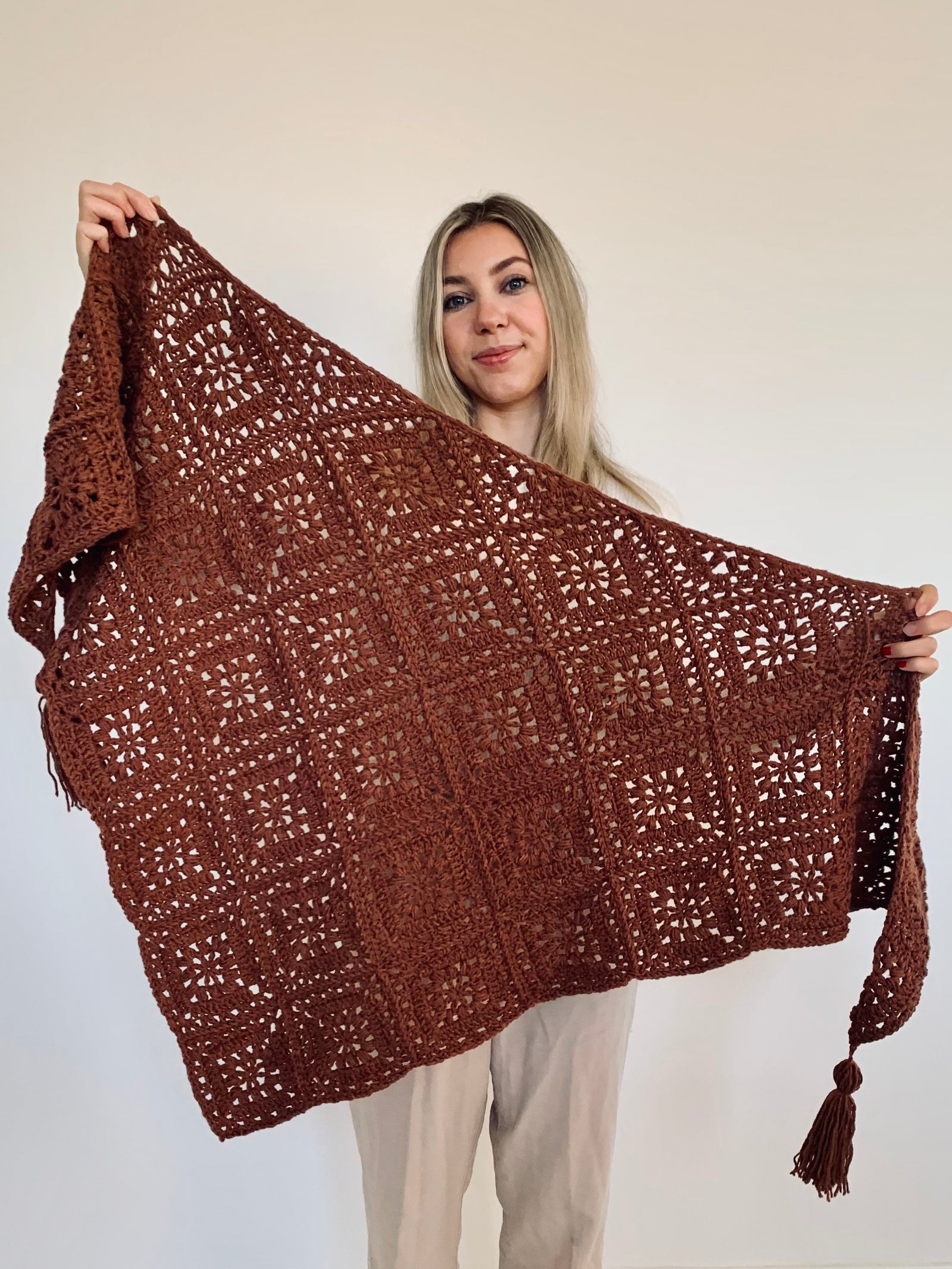 Crochet Kit - Tulip Square Shawl – Lion Brand Yarn