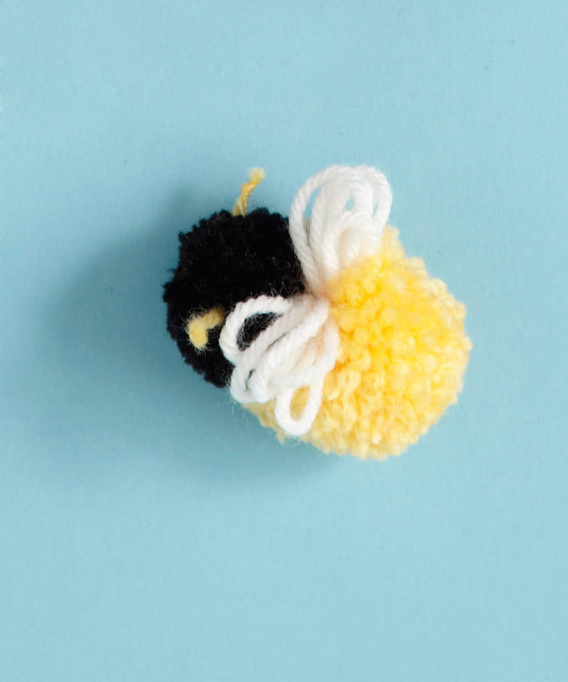 Pom Pom Bee Pattern (Crafts) - Version 2