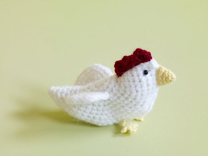 Amigurumi Momma Chicken Pattern (Crochet)