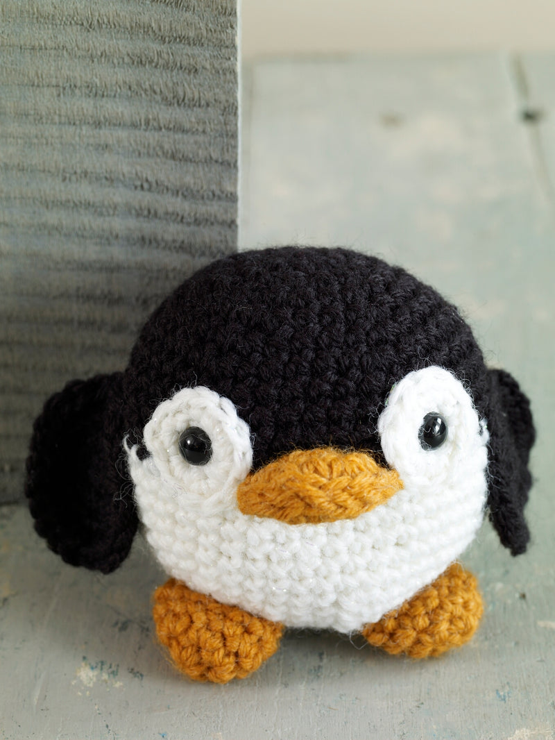 Amigurumi Penguin Pattern (Crochet) - Version 2