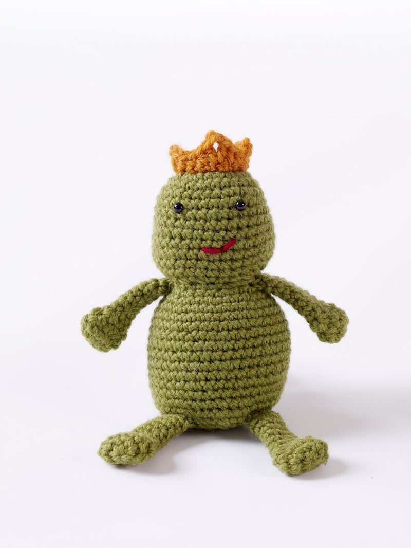 Amigurumi Prince Charming Frog Pattern (Crochet)