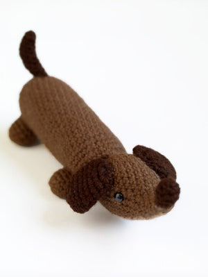 Amigurumi Wiener Dog Pattern (Crochet) - Version 1