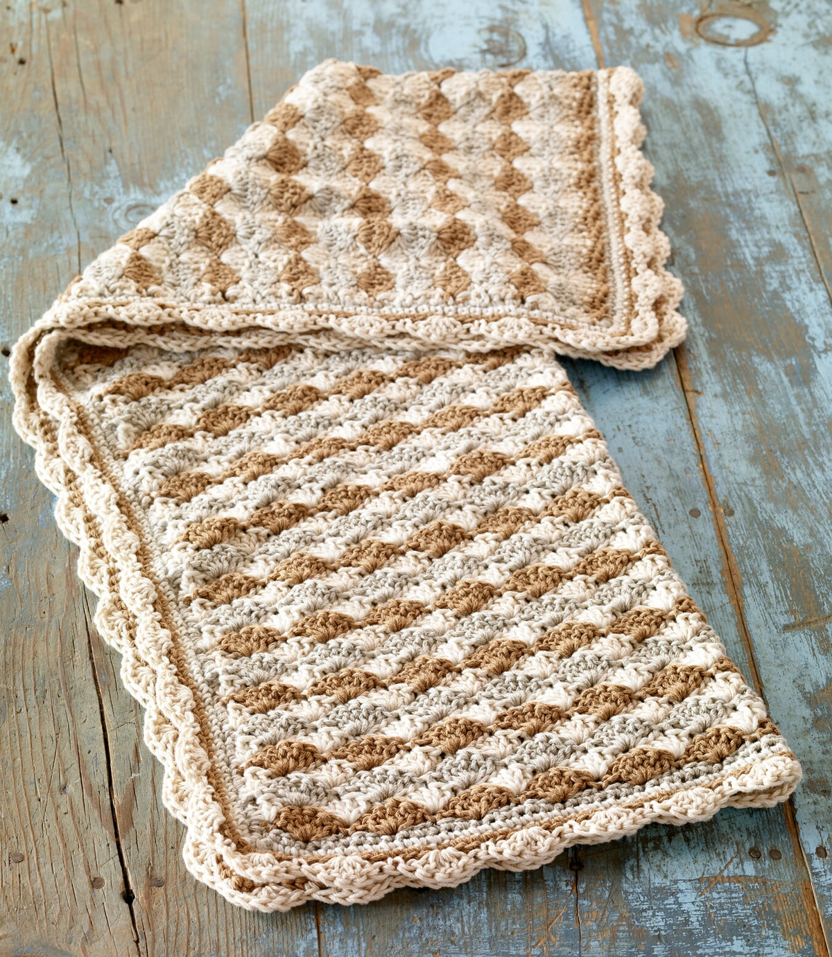 Crochet Shell Stitch Baby Blanket Pattern (Crochet) Lion Brand Yarn