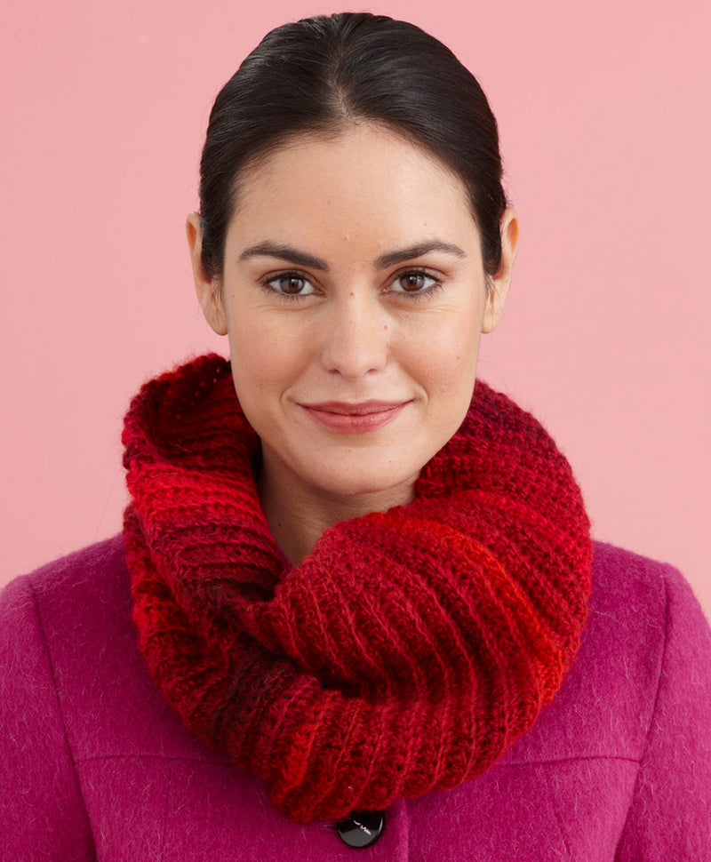 Fast and Easy Cowl (Crochet) - Version 18