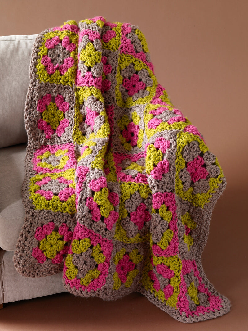 Granny Square Crochet Afghan Pattern (Crochet)