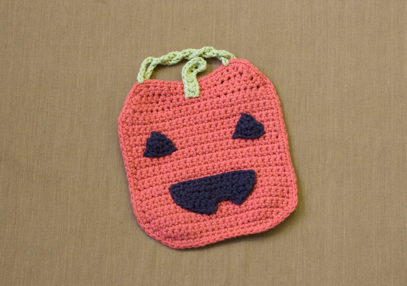 Jack O Lantern Bib Pattern (Crochet)