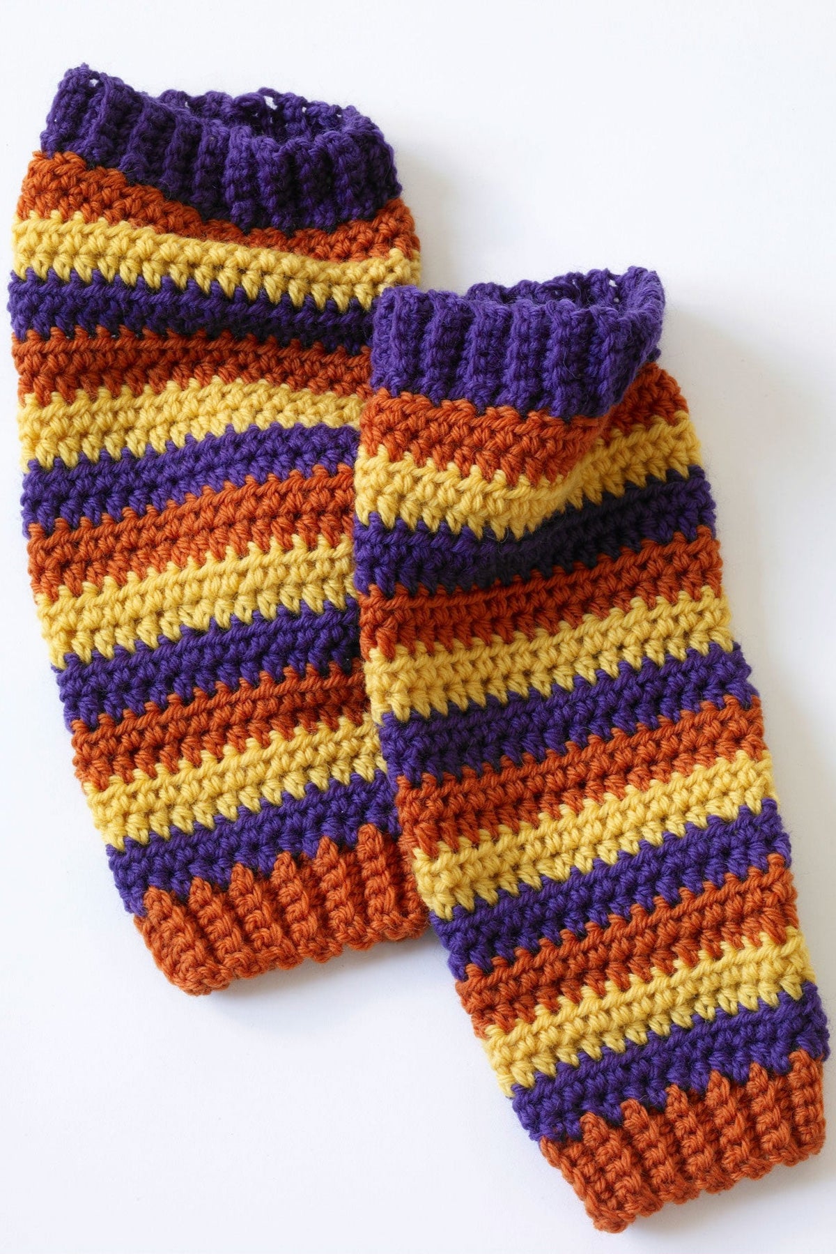 Leg Warmers Pattern (Crochet) – Lion Brand Yarn