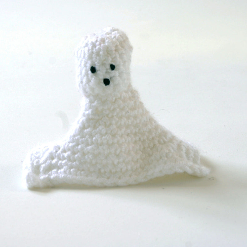 Little Ghost Finger Puppet Pattern (Crochet)