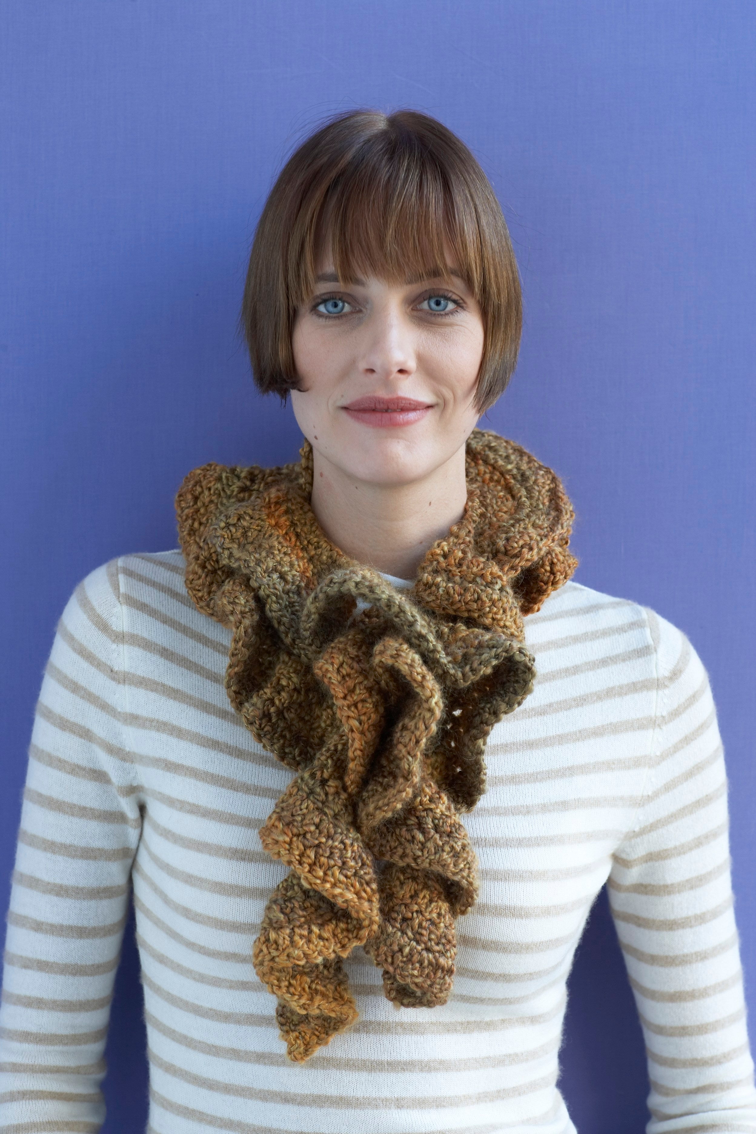 Painted Ruffle Scarf (Crochet) - Version 1 – Lion Brand Yarn