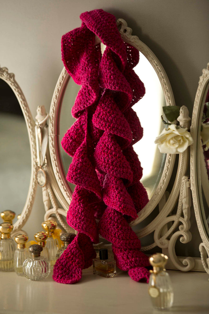 Pink Ruffle Scarf Pattern (Crochet)