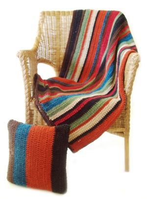 Striped Pillow (Crochet)