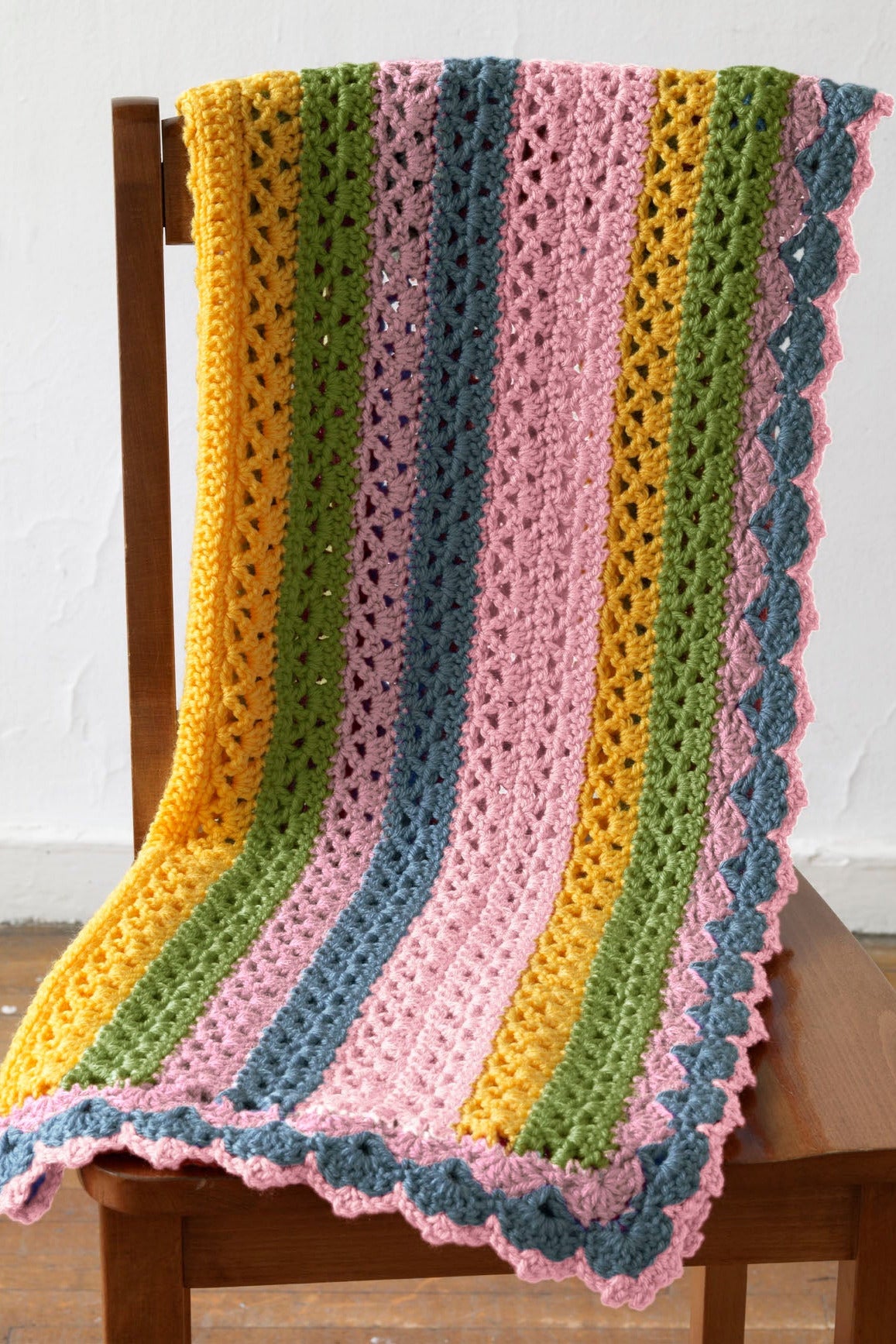 Summer Stripes Baby Afghan Pattern (Crochet) Lion Brand Yarn