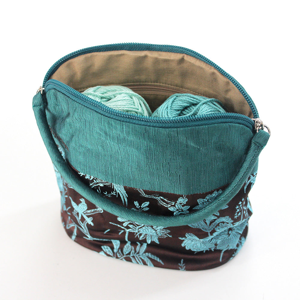 HiyaHiya Small Project Bag – Lion Brand Yarn