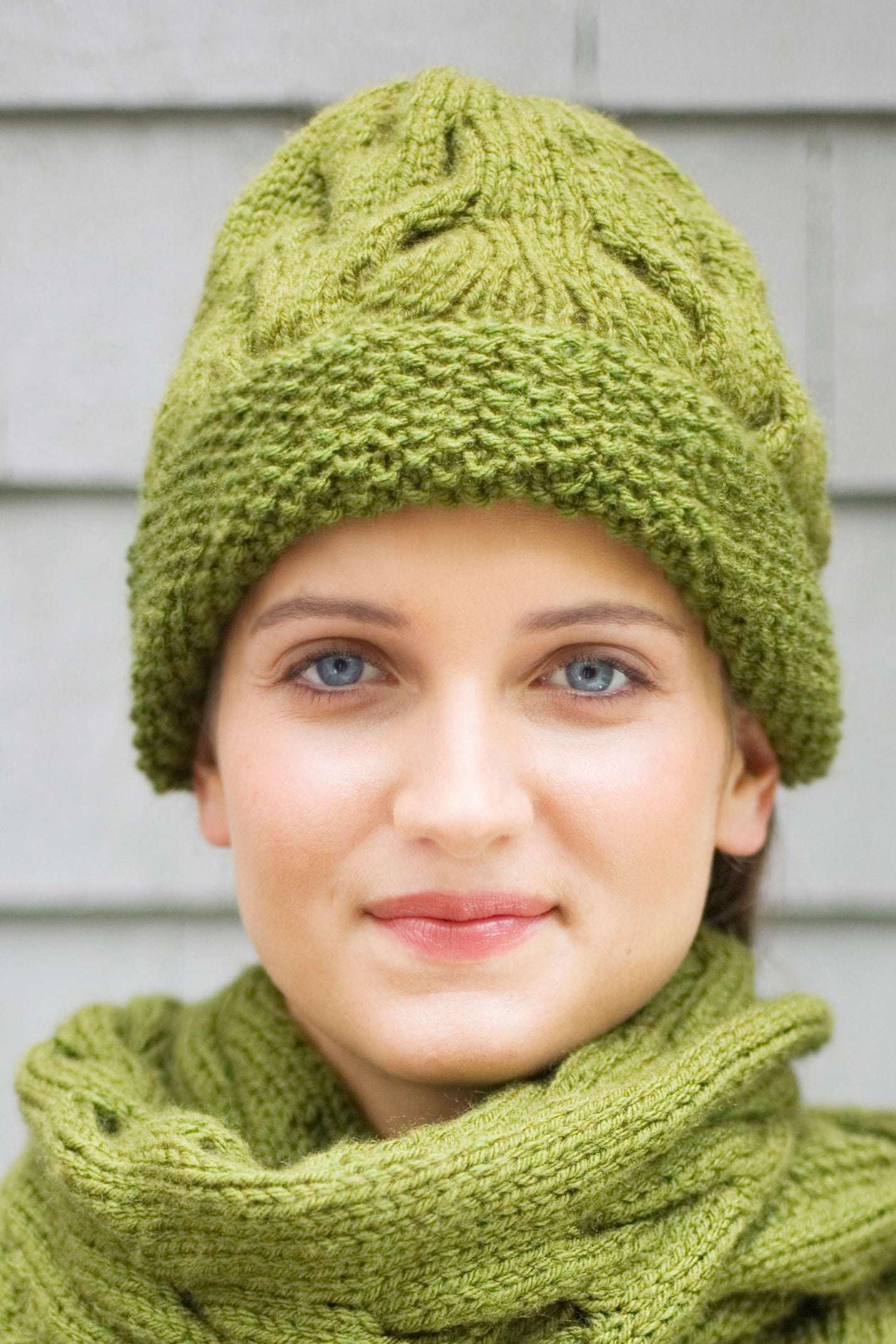 Barbara Hat Pattern (Knit) Lion Brand Yarn