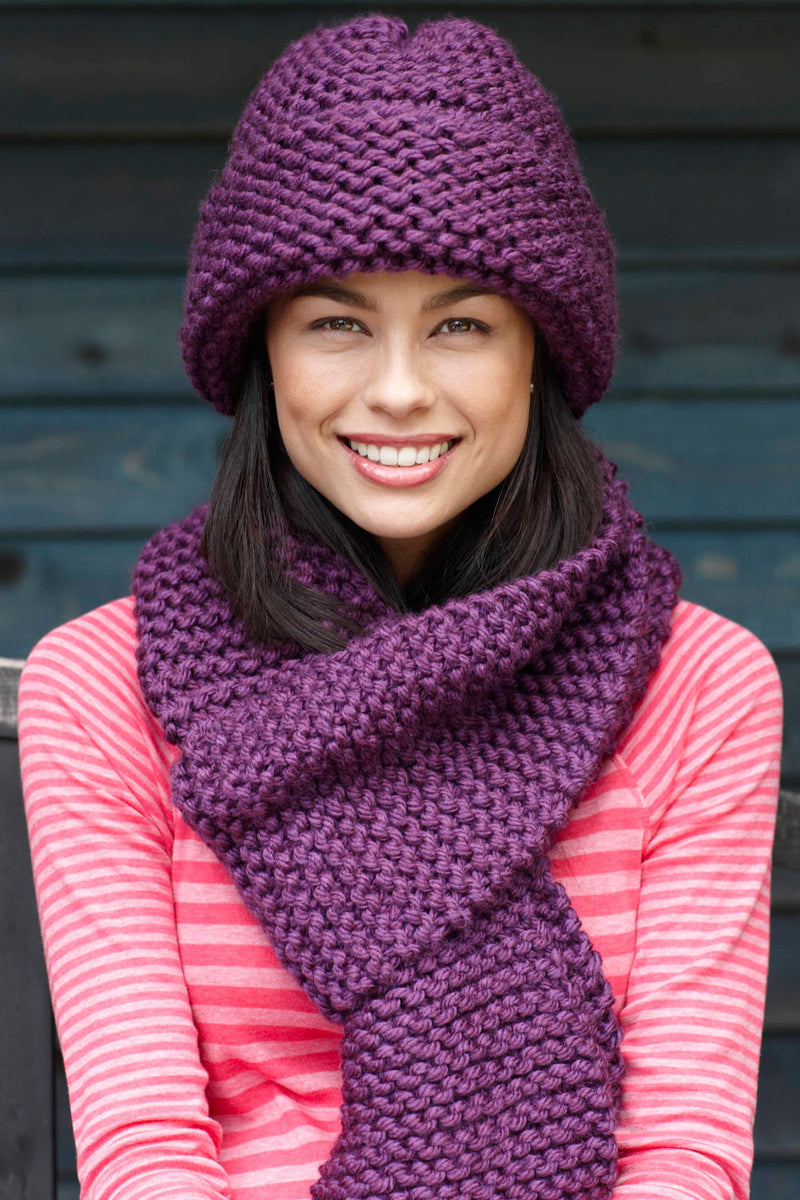Beginner Hat and Scarf (Knit) – Lion Brand Yarn - Main Image