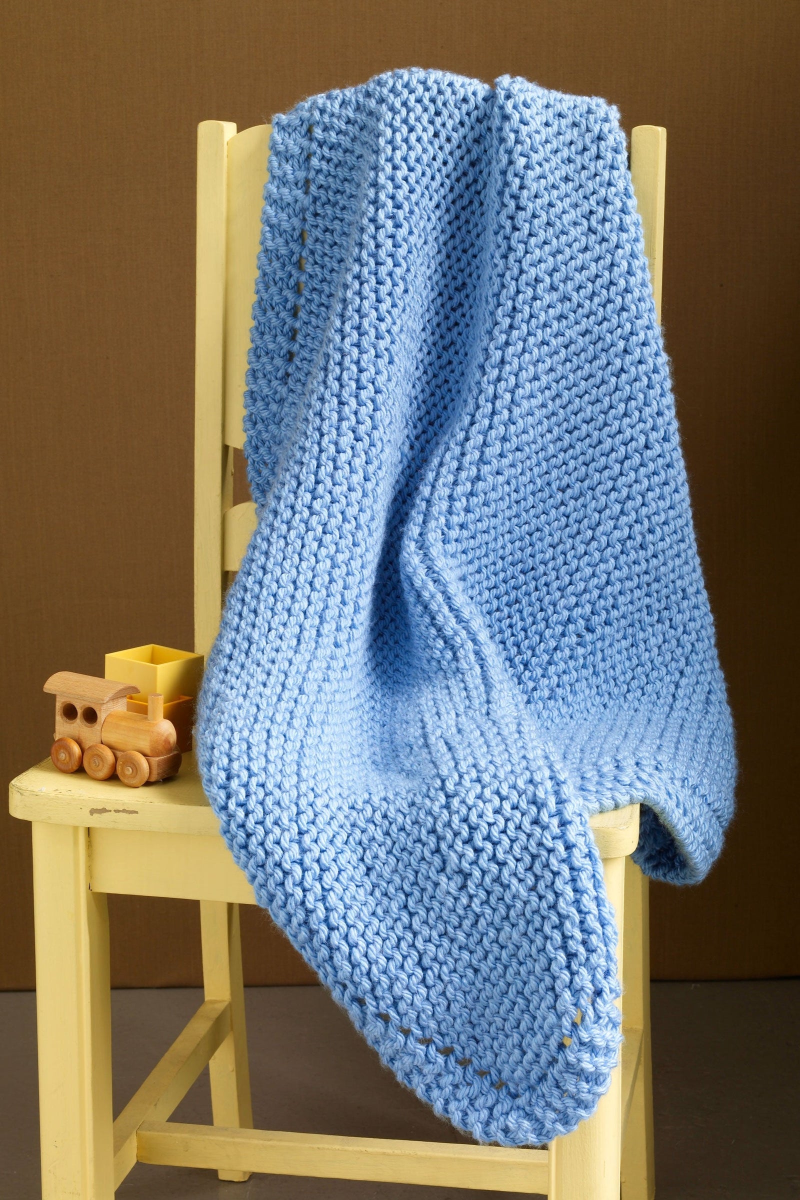 Bright Nursery Baby Throw Pattern (Knit) – Lion Brand Yarn, image size:1600x2400