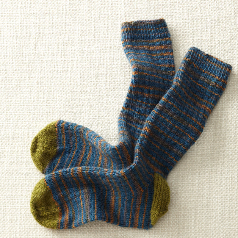 Contrast Toe and Heel Socks Pattern (Knit)