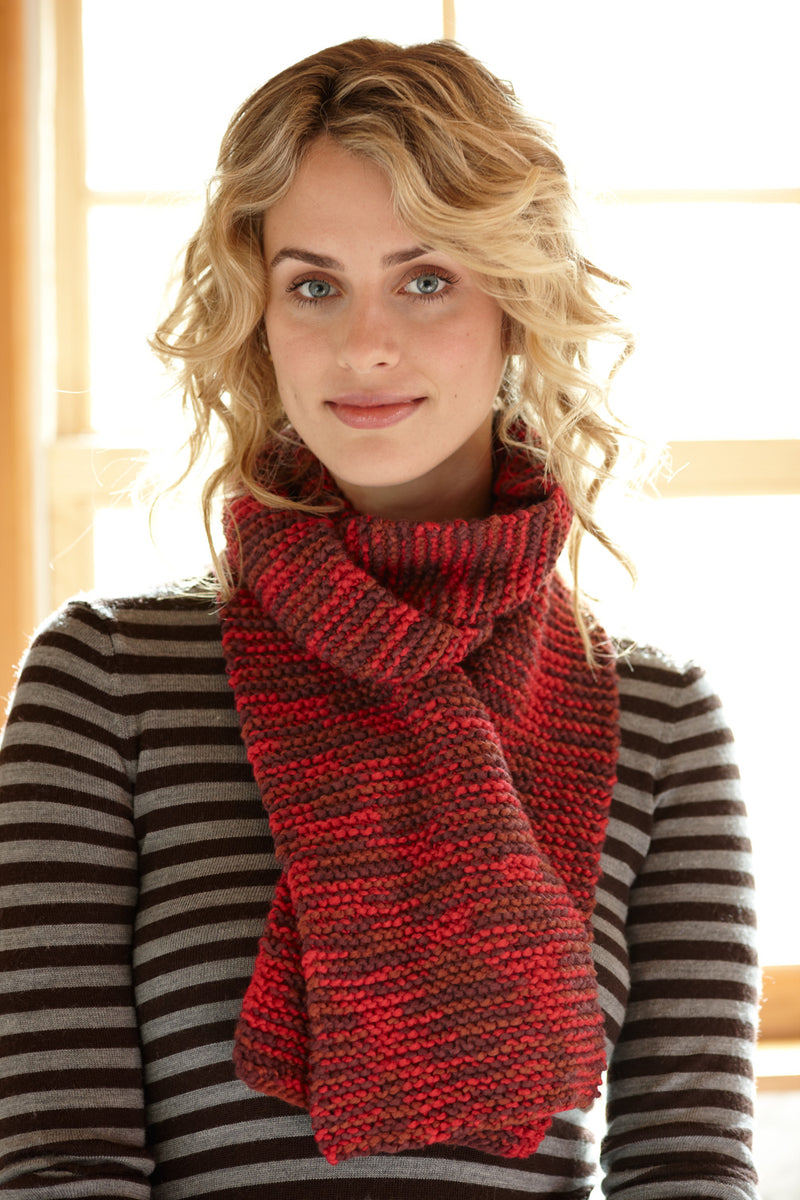 Easy Berry Scarf Pattern (Knit)