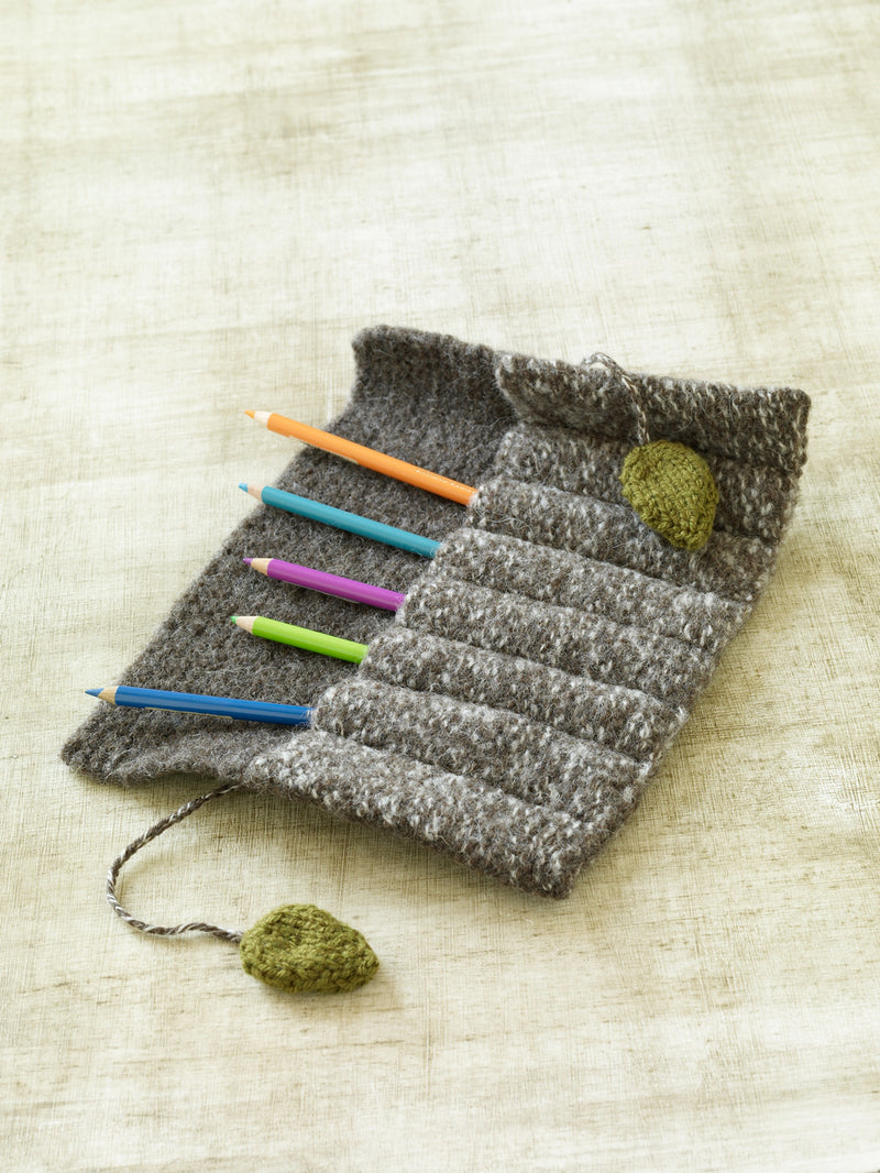 Felted Roll-Up Pencil Case (Knit)