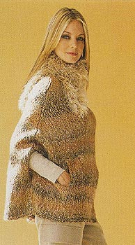Poncho with Fur Collar Pattern (Knit)
