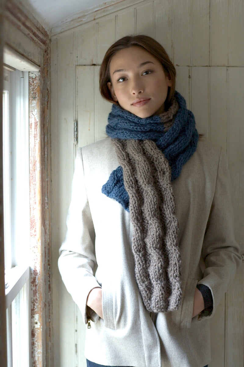 Reversible Cabled Scarf Pattern (Knit)