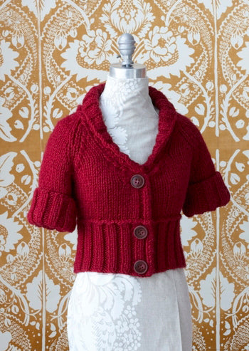 Short and Chic Cardi (Knit)