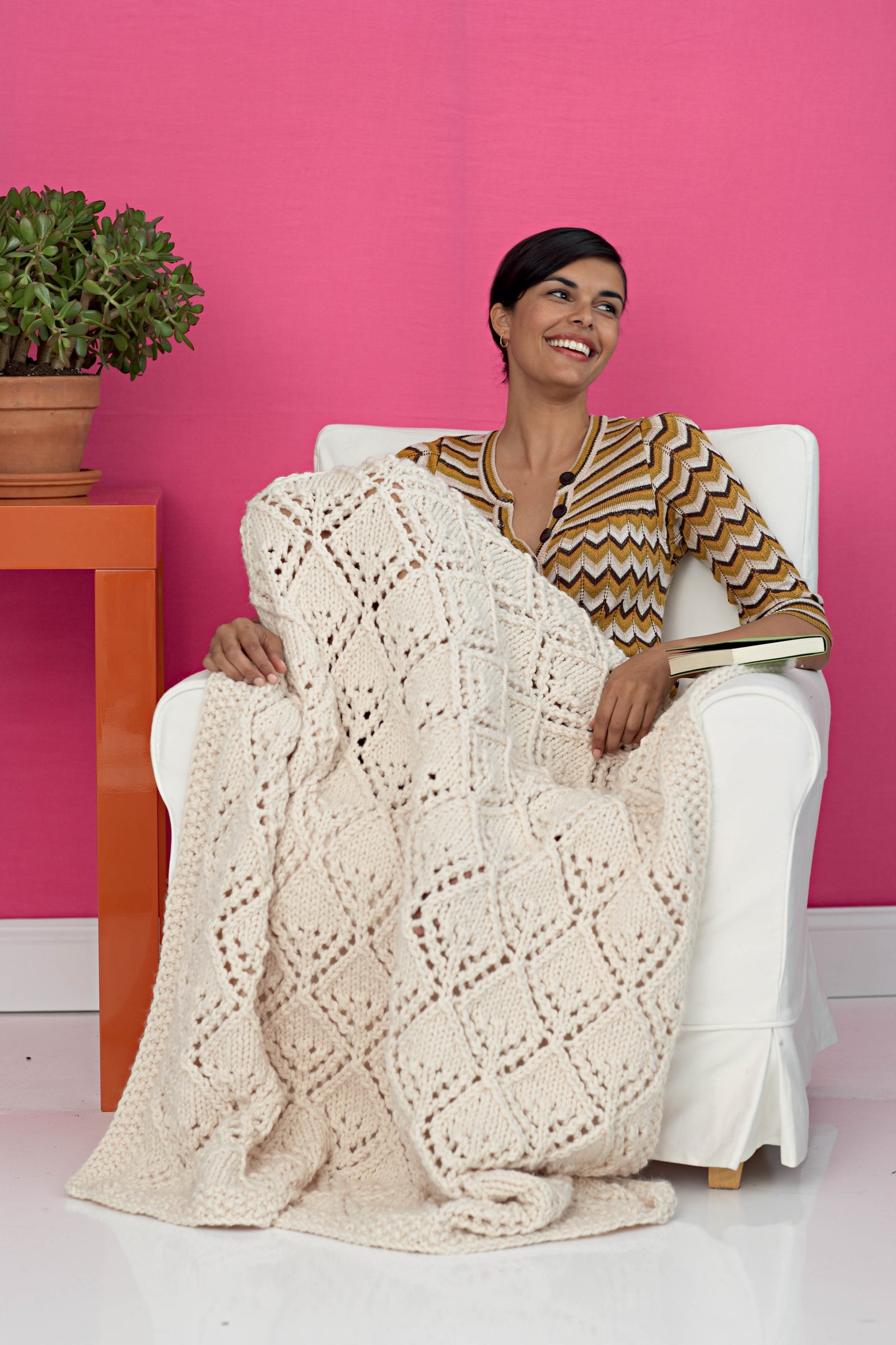 Winter Lace Afghan (Knit) – Lion Brand Yarn