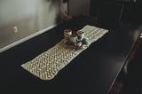 Rola Table Runner (Crochet) thumbnail