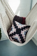 Mandy Pillow (Crochet) thumbnail
