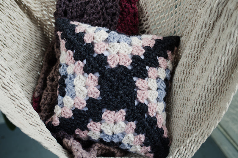 Mandy Pillow (Crochet)