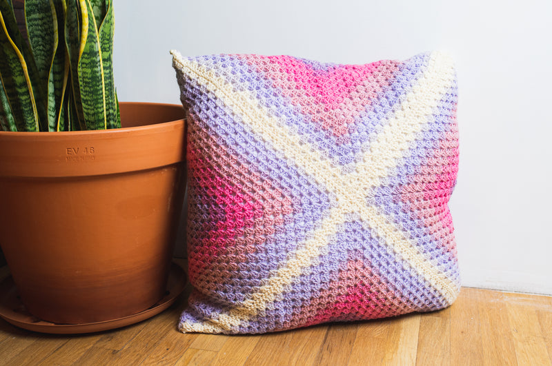 Marla Granny Pillow (Crochet)