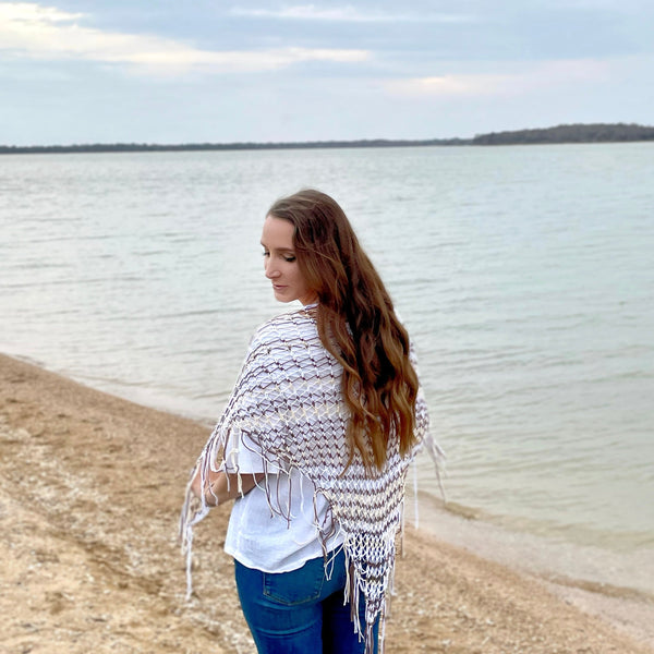 Isla Shawl (Knit) – Lion Brand Yarn