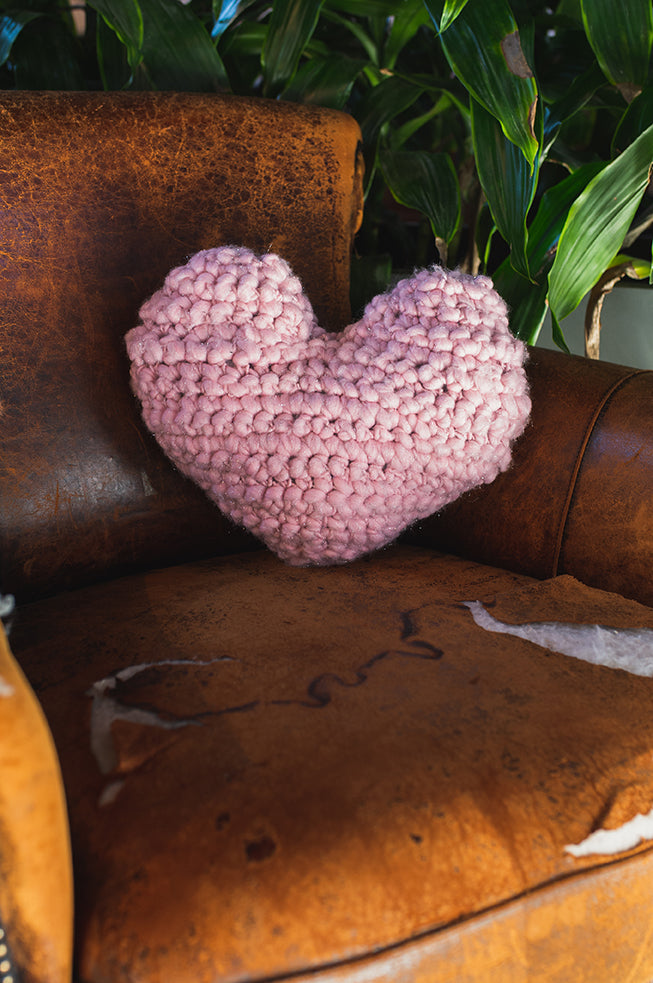 Heart Pillow (Crochet) - Version 2