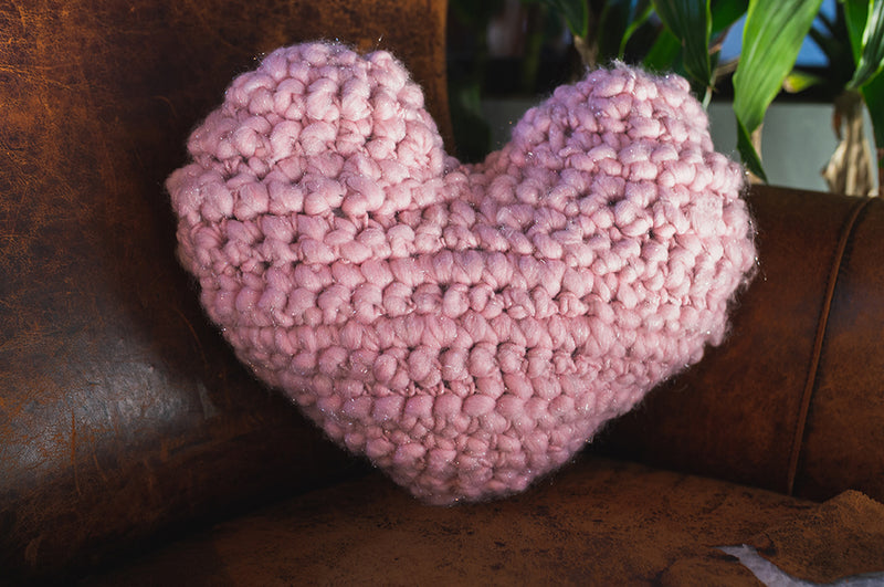 Heart Pillow (Crochet) - Version 2