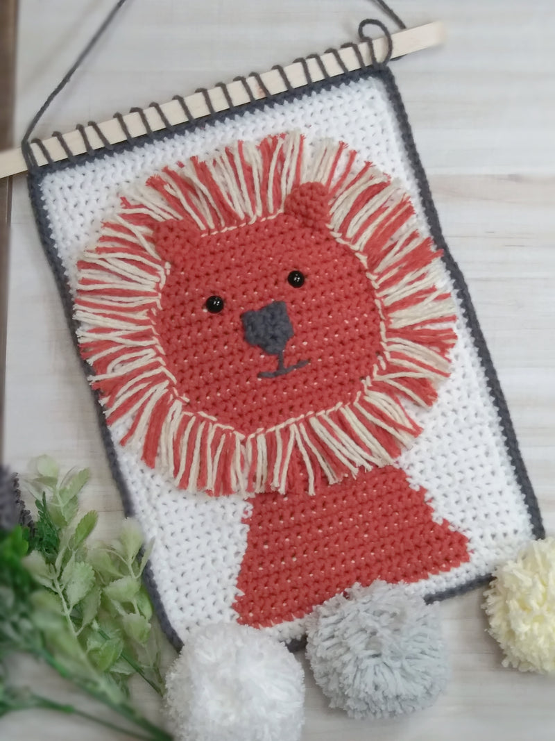 Lion Wall Hanging (Crochet)