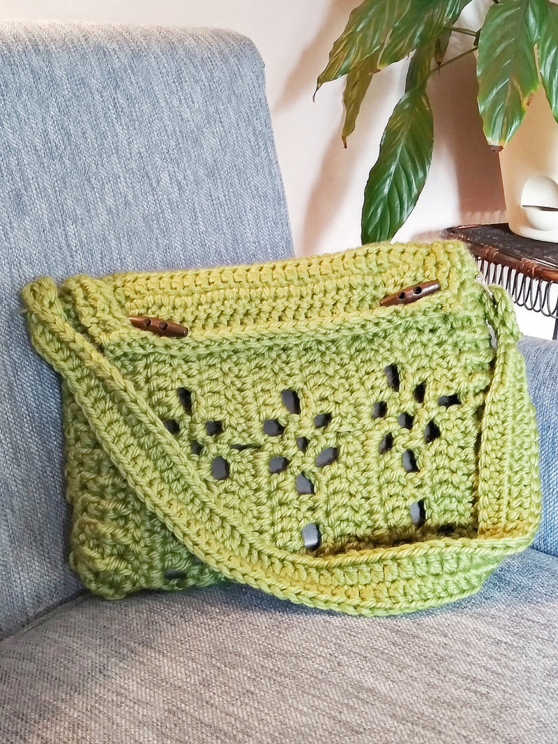 Messenger Bag (Crochet)