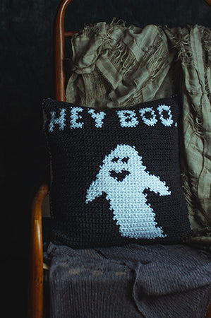 Hey Boo Pillow (Crochet)
