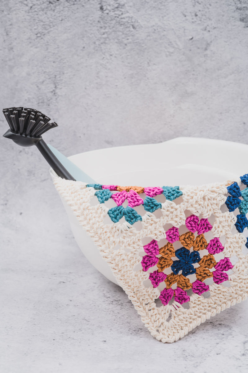 Granny Square Dish Cloth (Crochet)