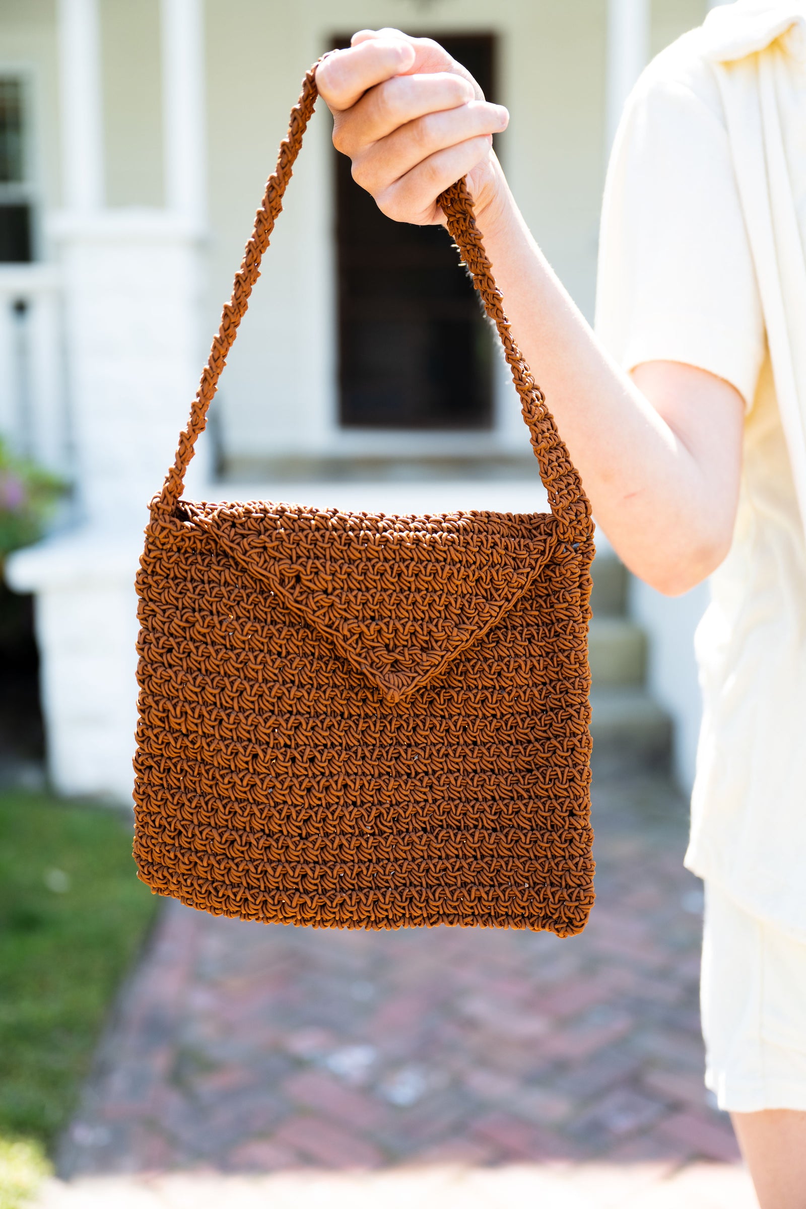 Athens Envelope Bag (Crochet) – Lion Brand Yarn