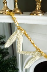 Holiday Banners (Crochet) thumbnail